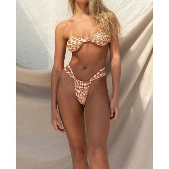 NEW STONE FOX SWIM‎ Bijou Bikini Bottom in Caramel Check - Picture 1 of 3